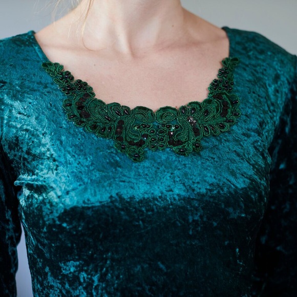 Green velvet all that jazz! - Picture 3 of 4